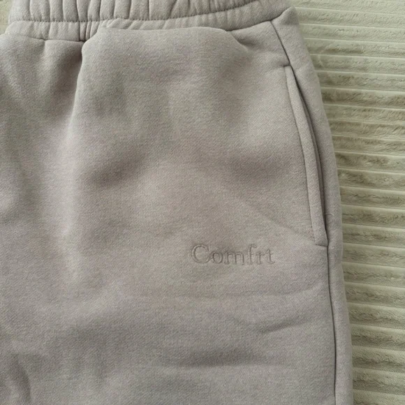 Comfrt Signature Sweatpants in Bark - Picture 4 of 6